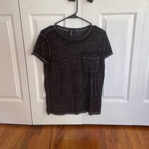 Black forever 21 t-shirt, size M